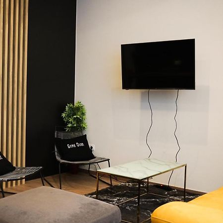 Boho Privet Flat In Athens Apartment ภายนอก รูปภาพ