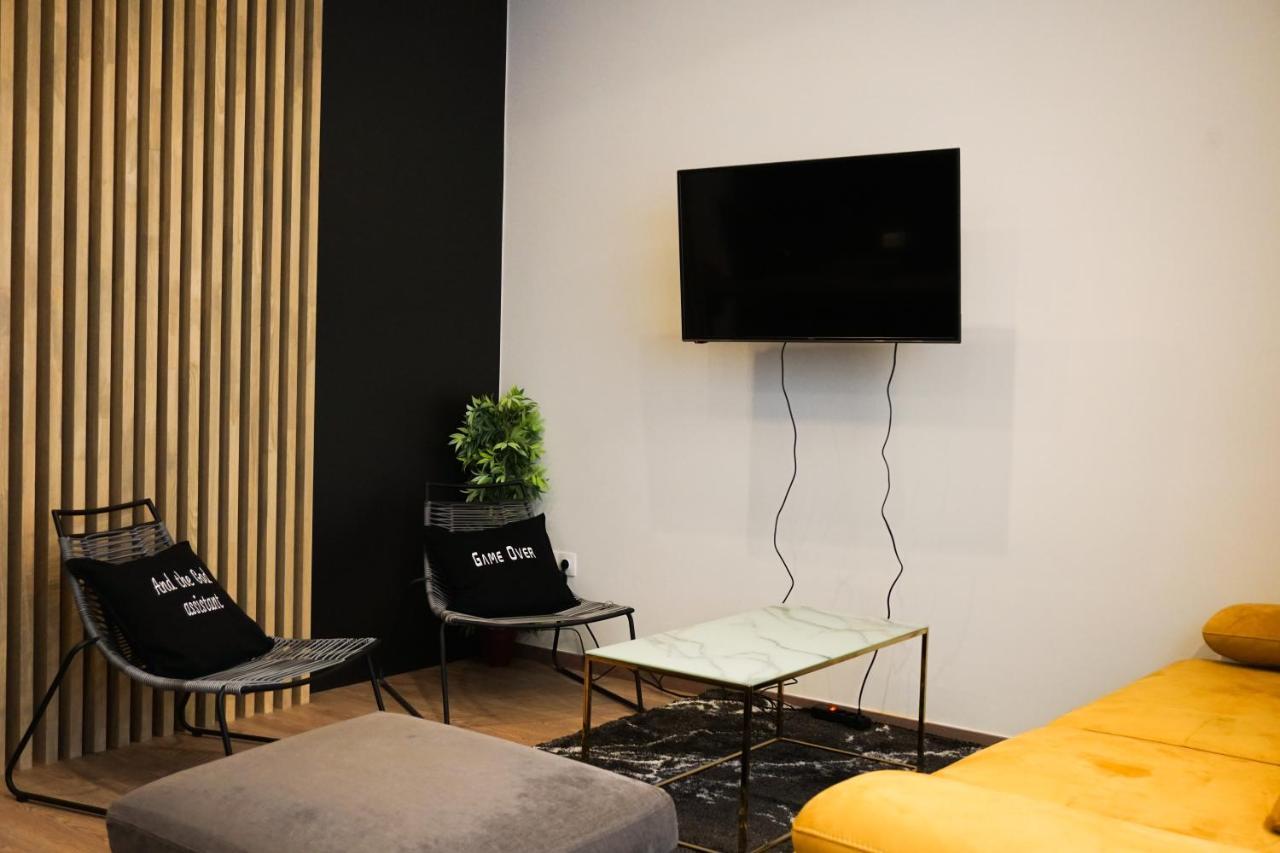 Boho Privet Flat In Athens Apartment ภายนอก รูปภาพ